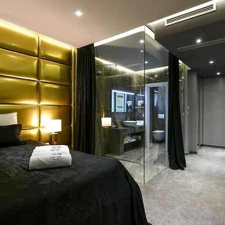 Rooftop Heated Pool Jelena * זאדאר