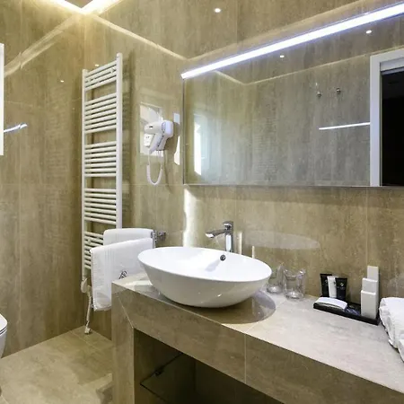 Rooftop Heated Pool Jelena