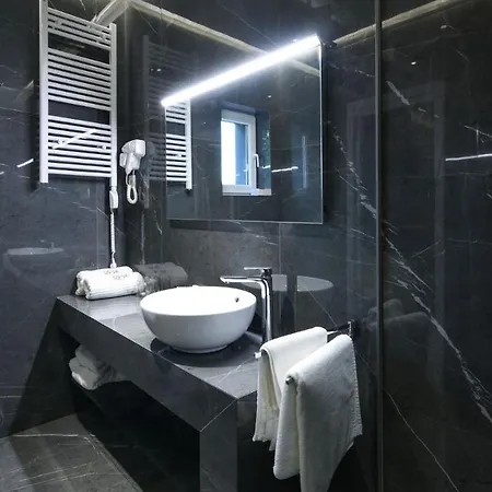 Rooftop Heated Pool Jelena Villa