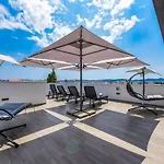 Rooftop Heated Pool Jelena Villa *