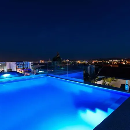 빌라 Rooftop Heated Pool Jelena 자다르