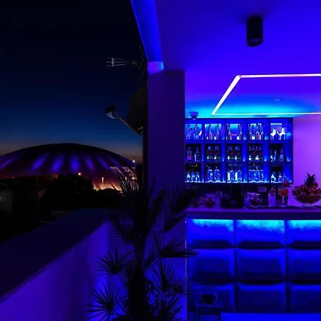 Rooftop Heated Pool Jelena Villa