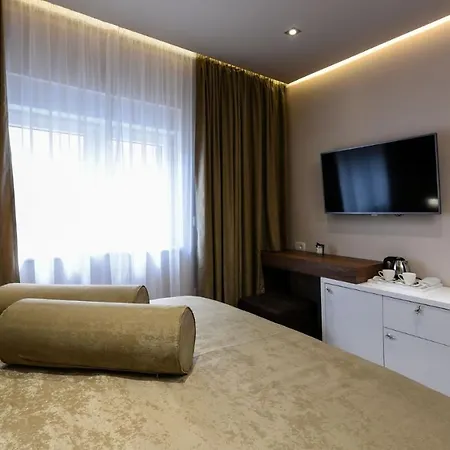 Rooftop Heated Pool Jelena Zara