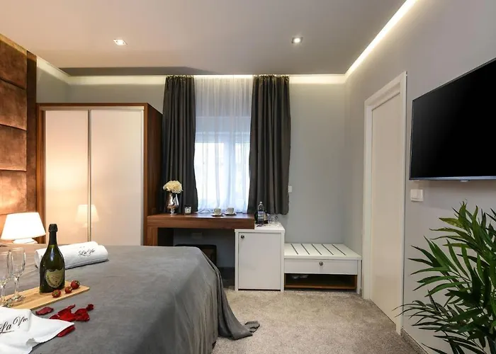 Βίλα Rooftop Heated Pool Jelena Ζαντάρ