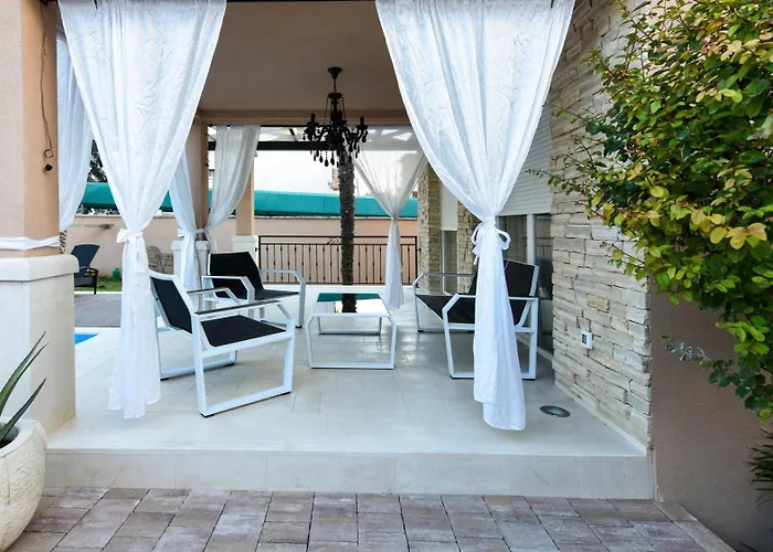 Willa Rooftop Heated Pool Jelena *