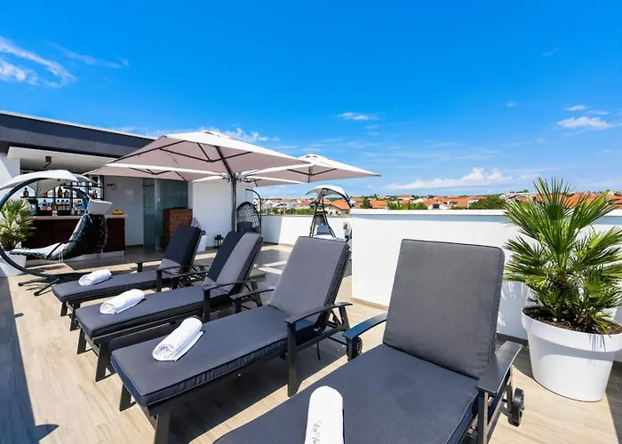 Βίλα Rooftop Heated Pool Jelena Ζαντάρ